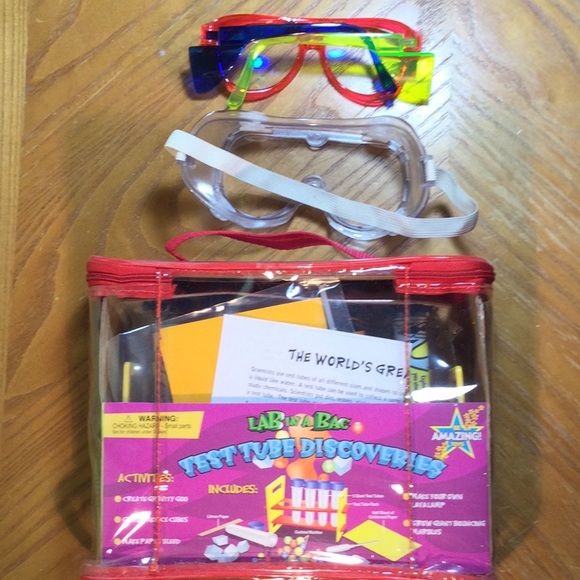 Steve Spangler Science Learning Kit - Picture 2 of 4